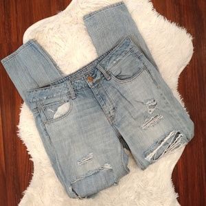 American Eagle Outfitters Jeans - American Eagle Tomgirl Distressed Light Wash Jeans American Eagle Outfitters Jeans - American Eagle Tomgirl Distressed Light Wash Jeans